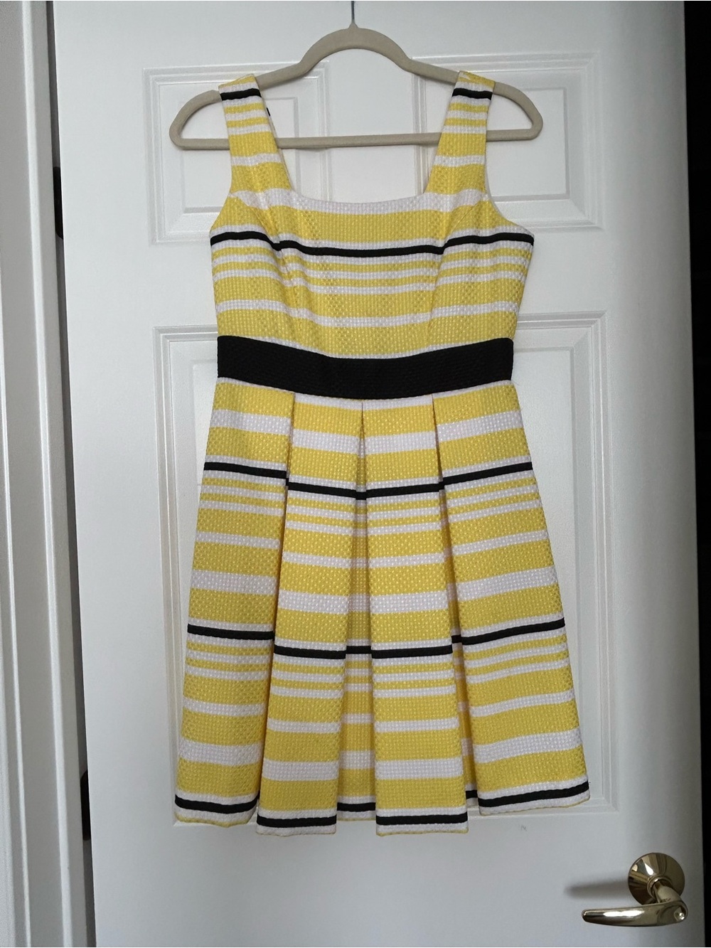 Danny and Nicole Sleeveless Midi Dress Size 6P